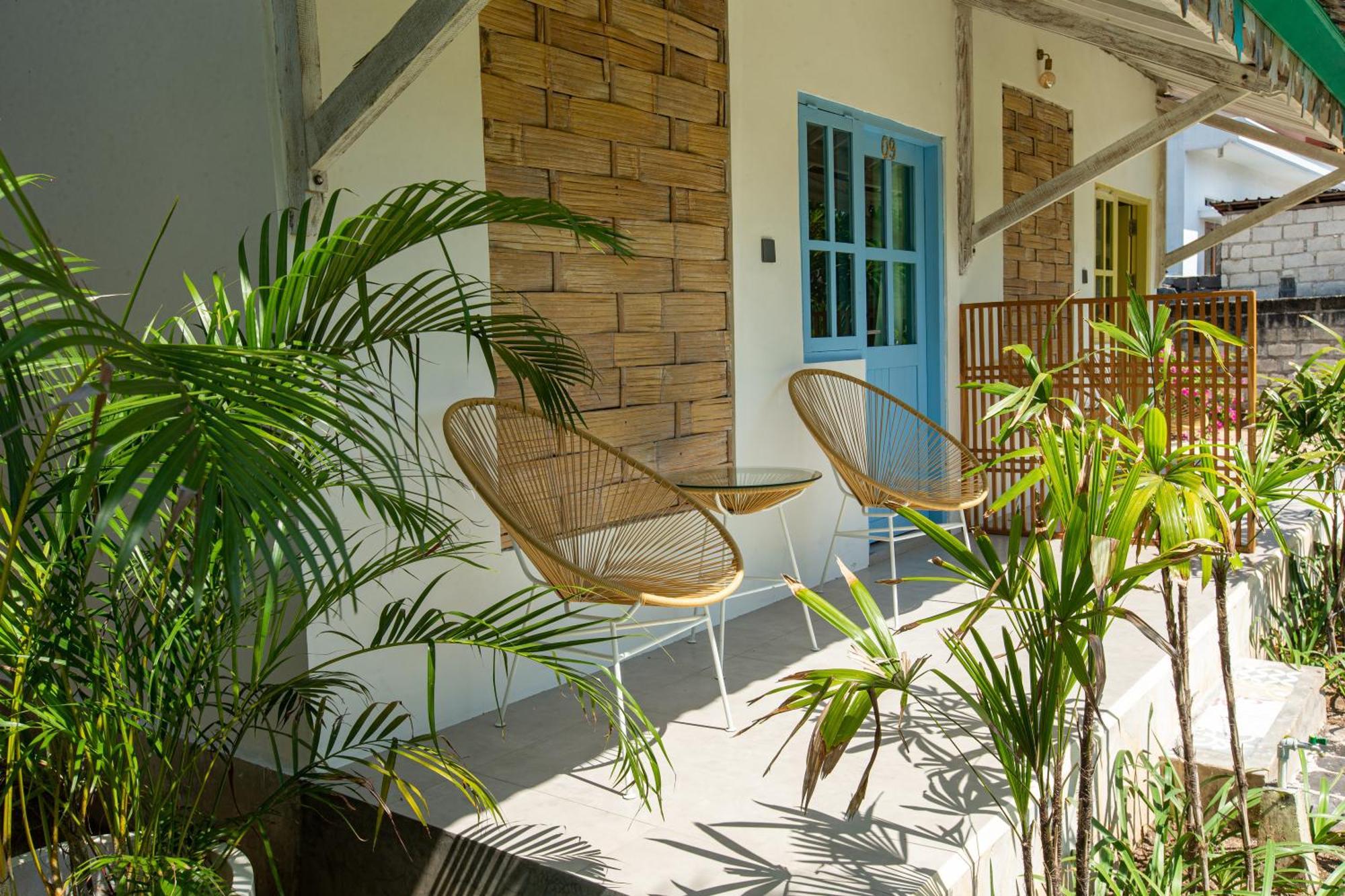 La Roja Bungalows Batununggul Εξωτερικό φωτογραφία