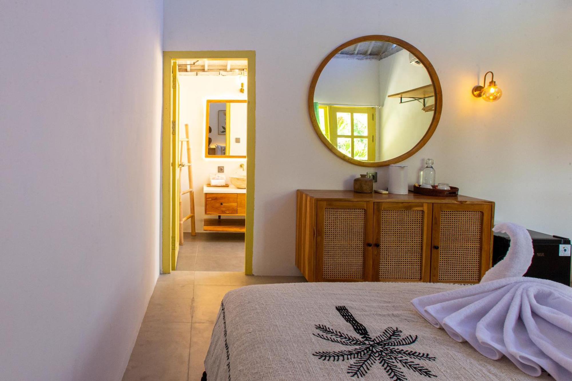 La Roja Bungalows Batununggul Εξωτερικό φωτογραφία