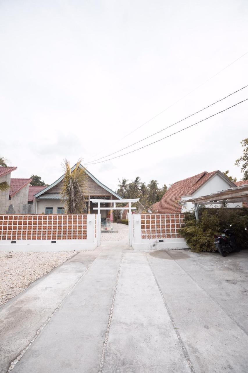 La Roja Bungalows Batununggul Εξωτερικό φωτογραφία